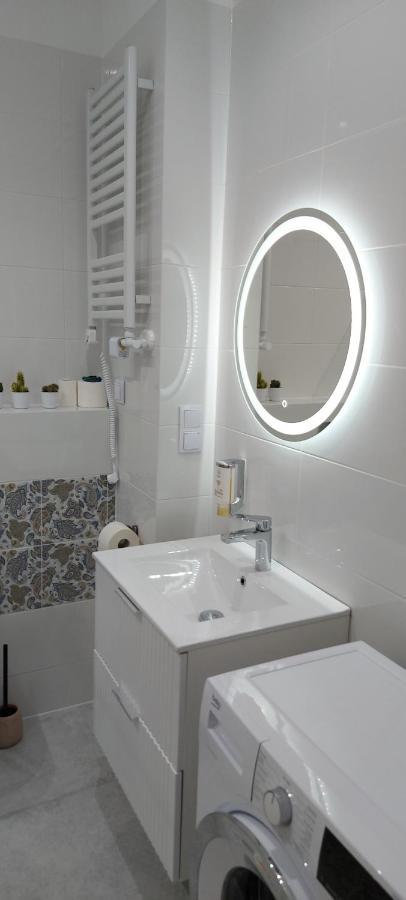 Juwel Apartments Krakow Indyjski Ap 29 Exteriör bild